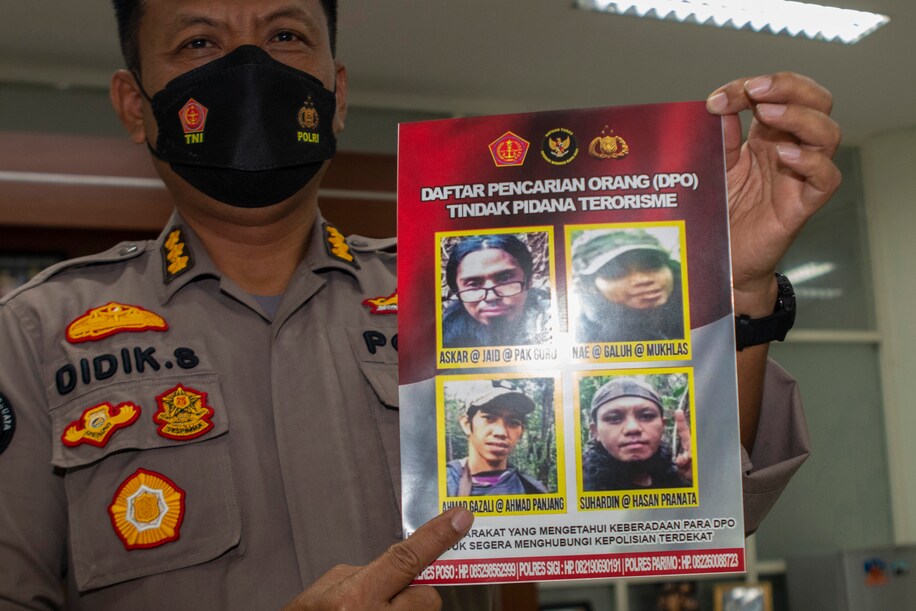 An Indonesian policeman killed a farmer -awwaken.com